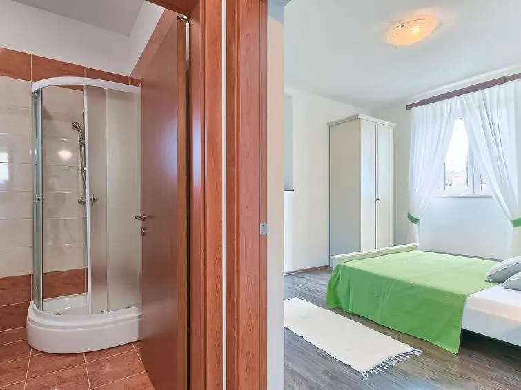 Апартаменты Apartman Sani Пула 0*,